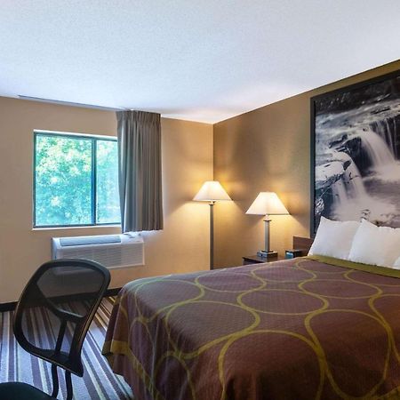 Hotel Super 8 By Wyndham Elkins Esterno foto