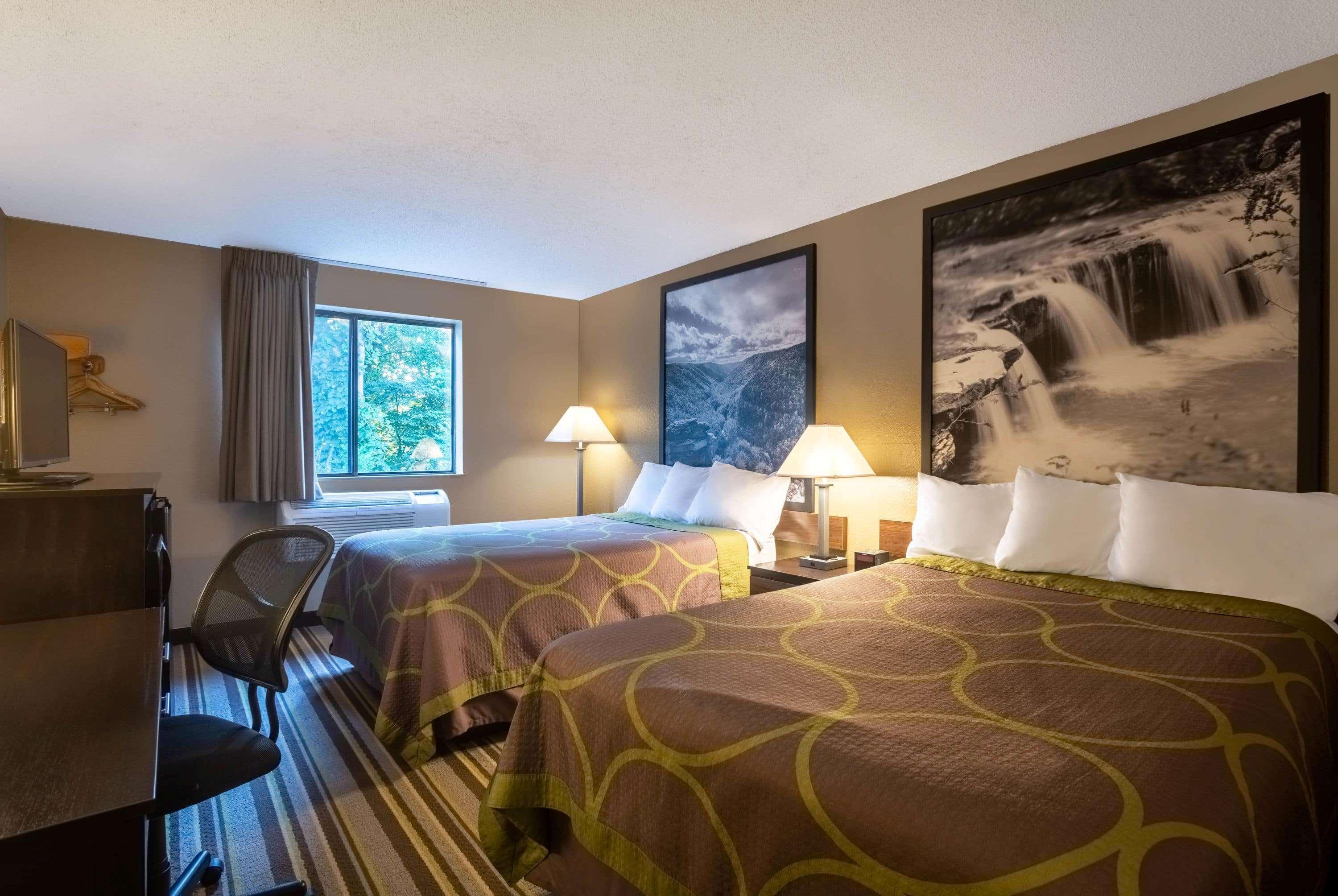 Hotel Super 8 By Wyndham Elkins Esterno foto