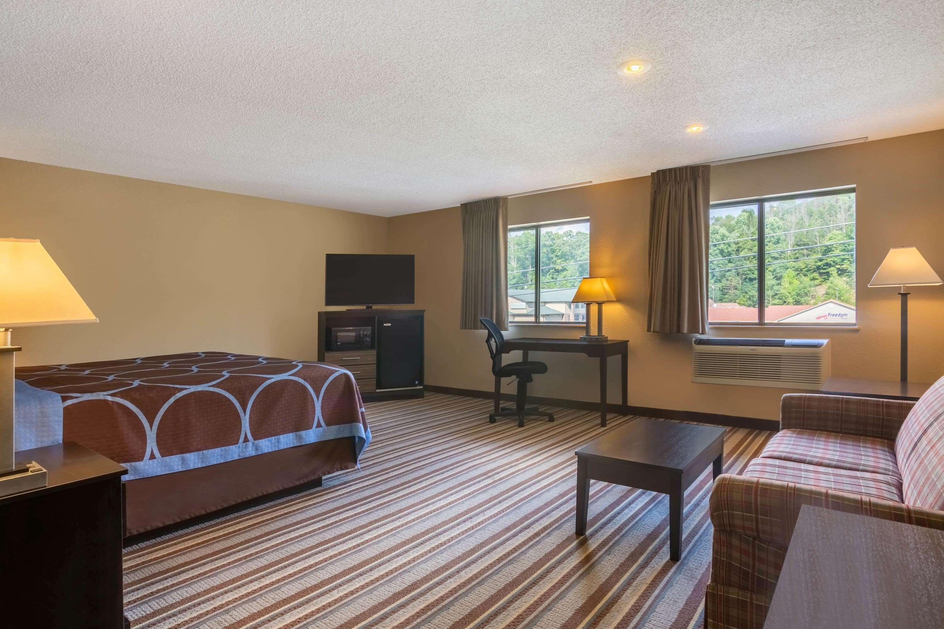 Hotel Super 8 By Wyndham Elkins Esterno foto
