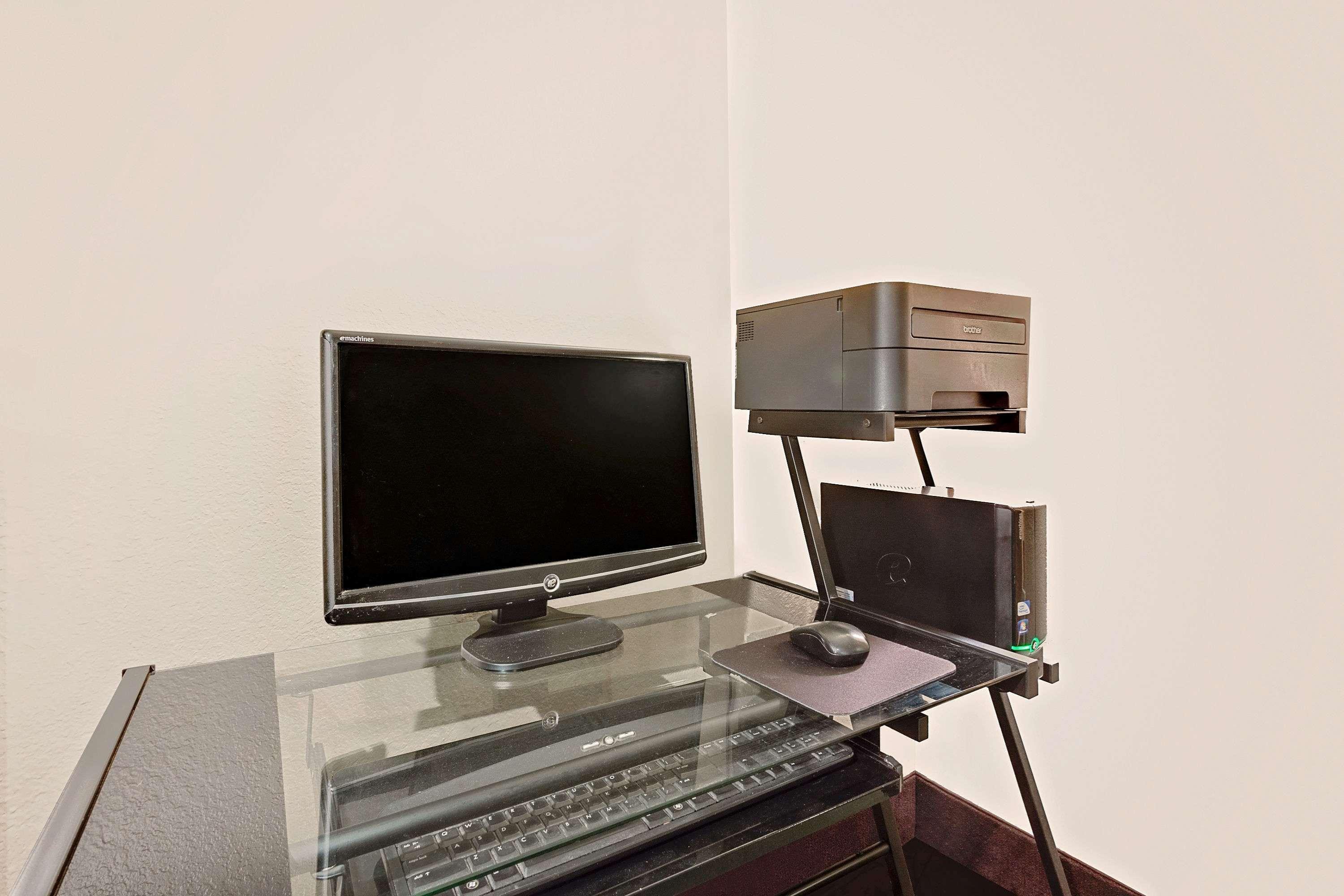 Hotel Super 8 By Wyndham Elkins Esterno foto